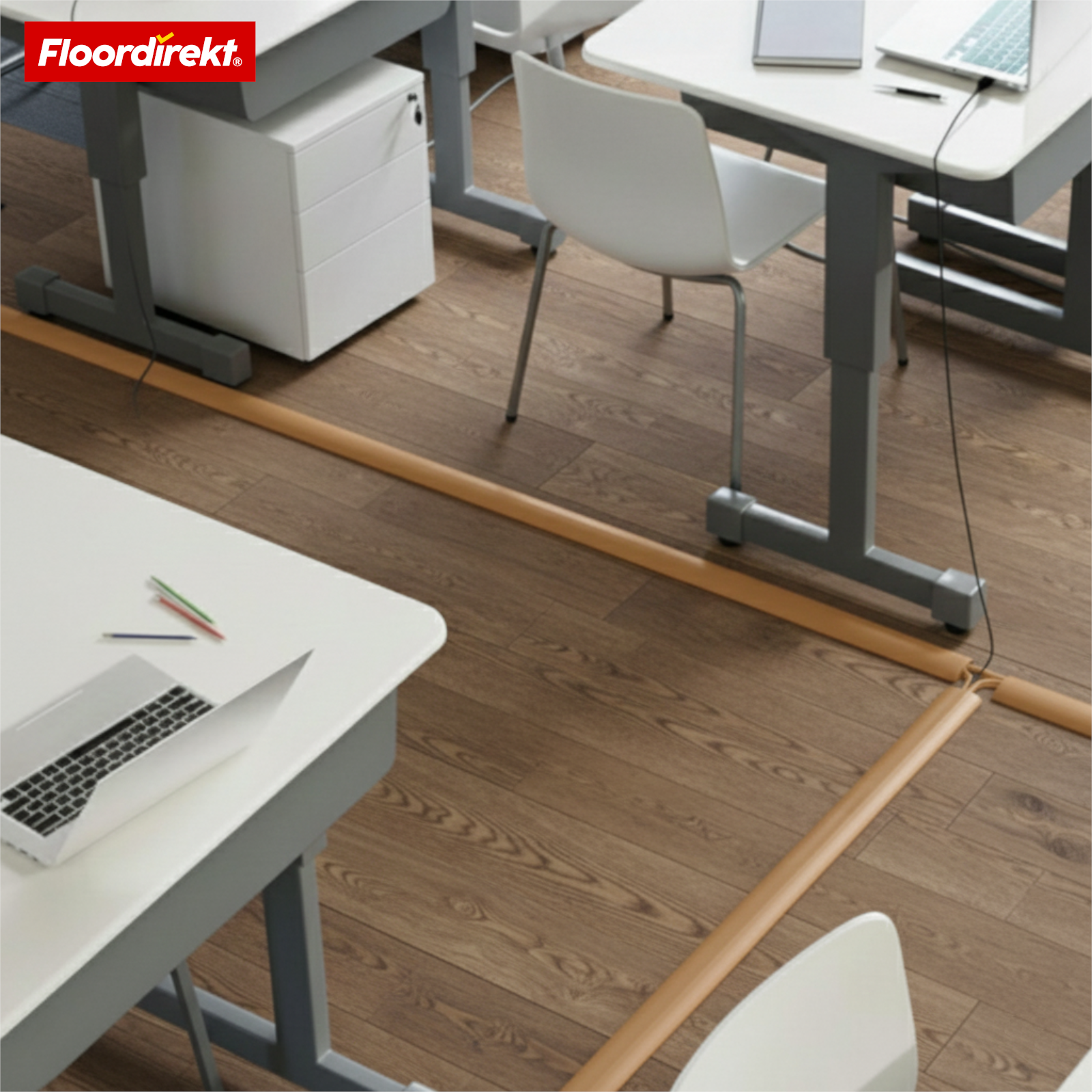 Kanał kablowy podłogowy „Cable Guard” | Antypoślizgowa osłona kabli i ochrona przed potknięciem | Elastyczny, przycinany & na 2 kable do 8 mm Ø