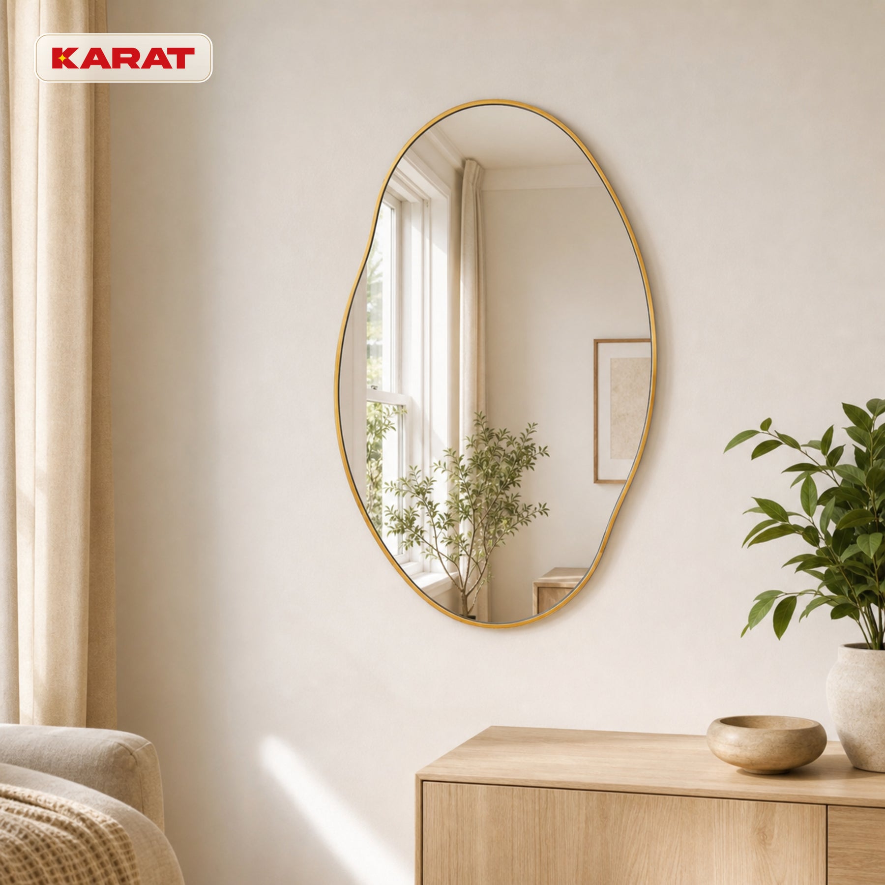 Lustro ścienne | Lena | Organiczne lustro z aluminiową ramą w kolorze szampańskim | 60 × 90 cm